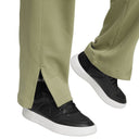 adidas Brand Love - Sporthose Women (tengrün, L) - Markenkoffer