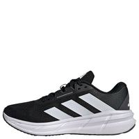 adidas Questar 3 M - Laufschuh (carbon black/ftw white/carbon, 42 2/3) - Markenkoffer