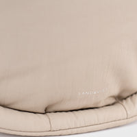 Sandqvist Curve Half Moon Bag S - Umhängetasche 26 cm (beige) - Ansicht 5