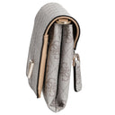 Guess Noelle II Xbody - Clutch 21 cm (dark taupe logo) - Ansicht 3