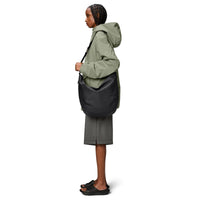 Rains Valera - Schultertasche 40 cm (black) - Ansicht 5