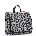 reisenthel cosmetics toiletbag XL - Kulturbeutel 28 cm (leo nero) - Ansicht 2