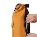 Ucon Acrobatics Jasper Medium Lotus Rolltop - Rucksack 16'' 45 cm (honey mustard) - Markenkoffer