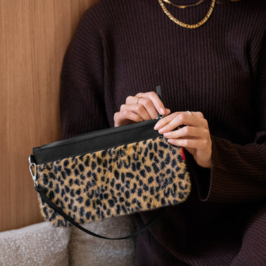 reisenthel travelling Mini Pouch - Schultertasche 26 cm (leo fake fur) - Ansicht 4