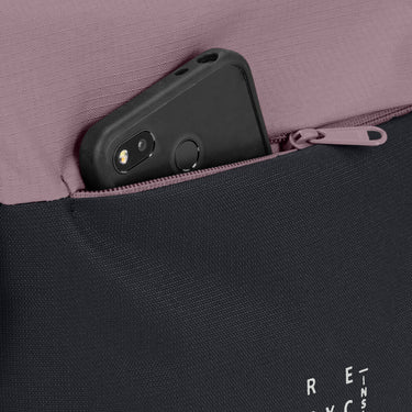 Vaude Heka II - Umhängetasche 26 cm (black/purple ash) - Ansicht 6