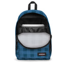 Eastpak Out Of Office 27 - Rucksack 13" 44 cm (checker blue) - Ansicht 5