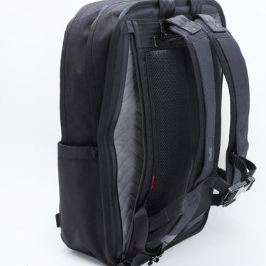 Chrome Hawes 26L - Rucksack 16" 48.3 cm (black) - Markenkoffer