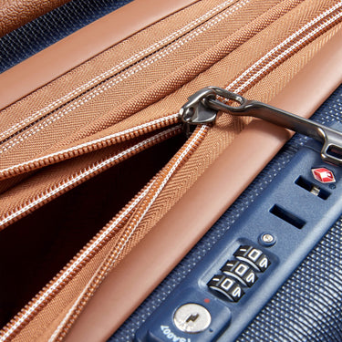 Delsey Paris Chatelet Air 2.0 - 4 - Rollen - Kabinentrolley 55 cm erw. 14" USB (marineblau) - Markenkoffer