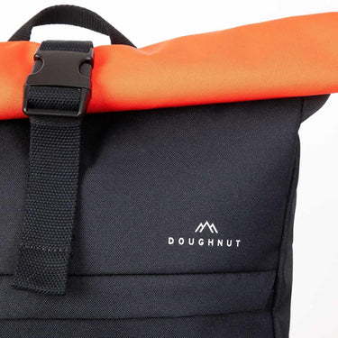 Doughnut Jetpack Reborn 22 - Rolltop Rucksack 15" 68 cm erw. (schwarz x grapefruit) - Markenkoffer