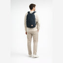 KI-generierte Darstellung – Fjällräven Skule 24 - Rucksack 47 cm (navy)