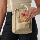 Fjällräven Kånken Sling 2.5 - Umhängetasche 20 cm (fossil) - Ansicht 4