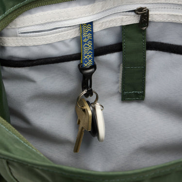 Haglöfs Tight Tote 25 - Umhängetasche/Rucksack 40 cm (seaweed green/true black) - Ansicht 5