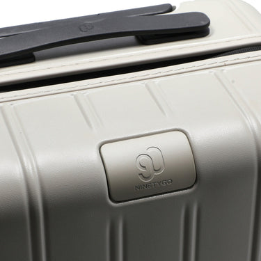 NINETYGO Touch - 4 - Rollen - Kabinentrolley S 55 cm (weiß) - Markenkoffer