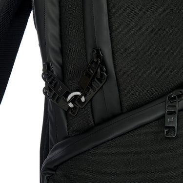 Porsche Design Urban Eco - Rucksack M2 15'' 43 cm (black) - Markenkoffer