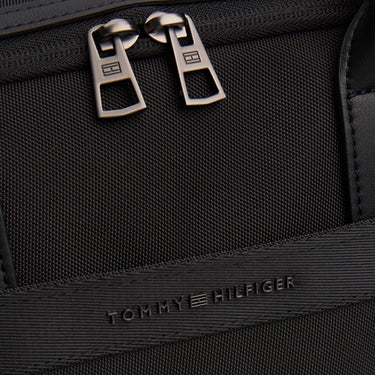 Tommy Hilfiger Nylon Travel - Laptoptasche 40.5 cm (schwarz) - Markenkoffer
