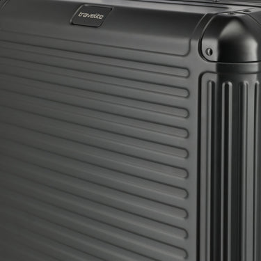 Travelite Next Trunk - 4 - Rollen - Trolley 76 cm (schwarz) - Markenkoffer